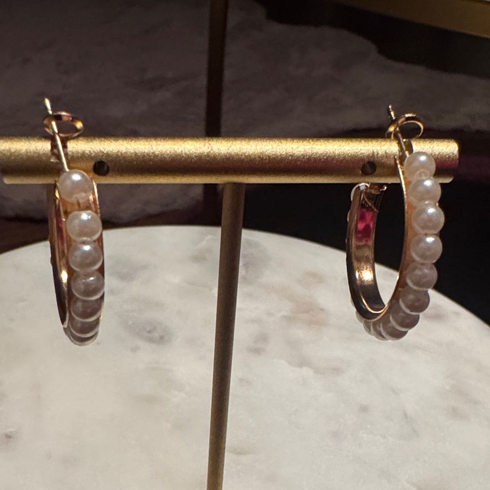 Elegant Gold & Pearl Hoop Earrings 1” Omega Back French Clip Dainty Jewelry - Picture 5 of 11